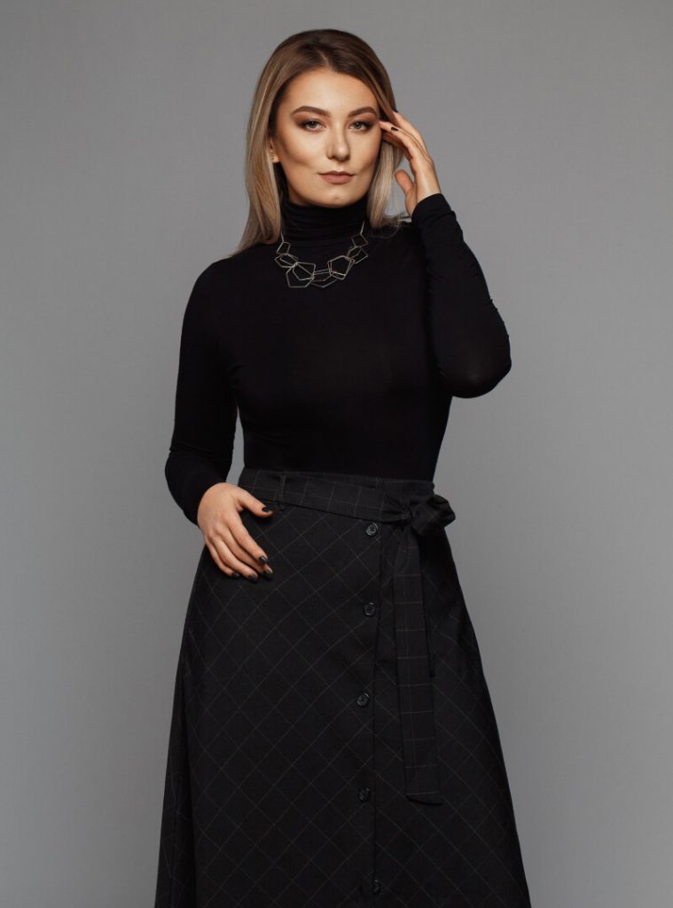 fashion designer spring summer collection cover img 759x1024.jpg